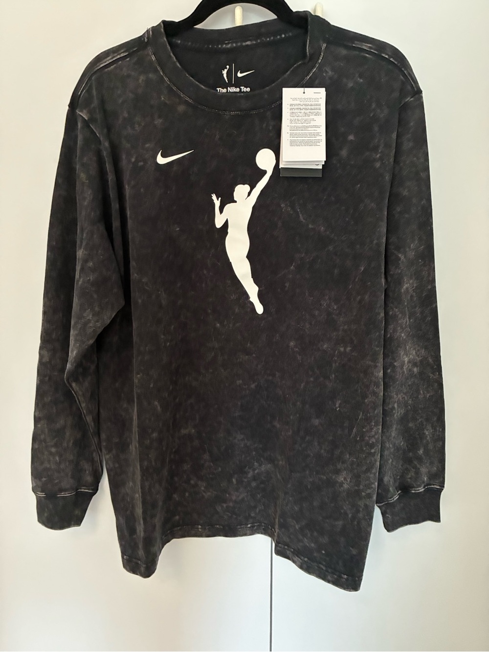 Nike Loose Fit Black Acid-Wash Crewneck w White WNBA Basketball Graphic Size L